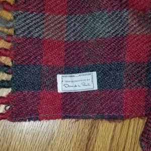 NWOT- Oscar de la Renta Scarf